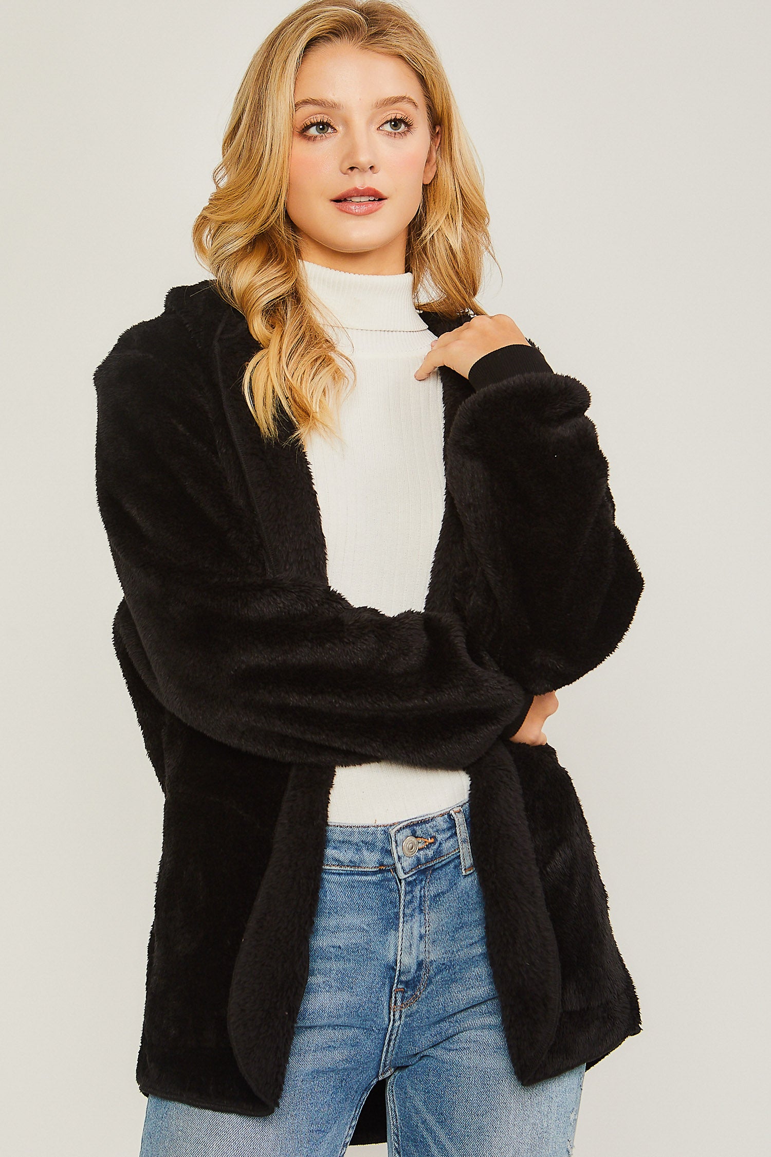 Abrigo Casual en Franela con Capucha-black