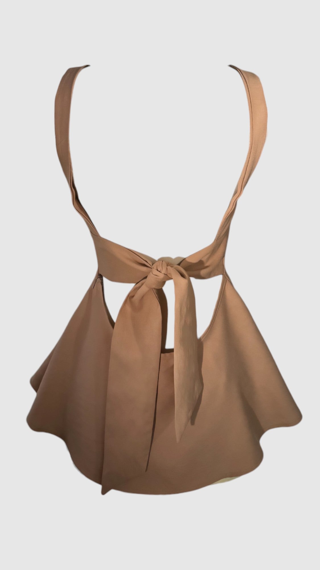 Blusa con Detalle de Lazo en la Espalda - Estilo Elegante y Cómodo