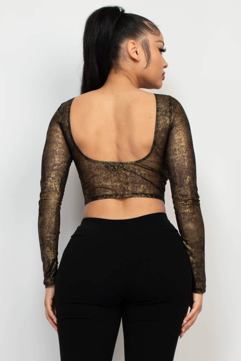 Crop top manga larga con brillo metálico
