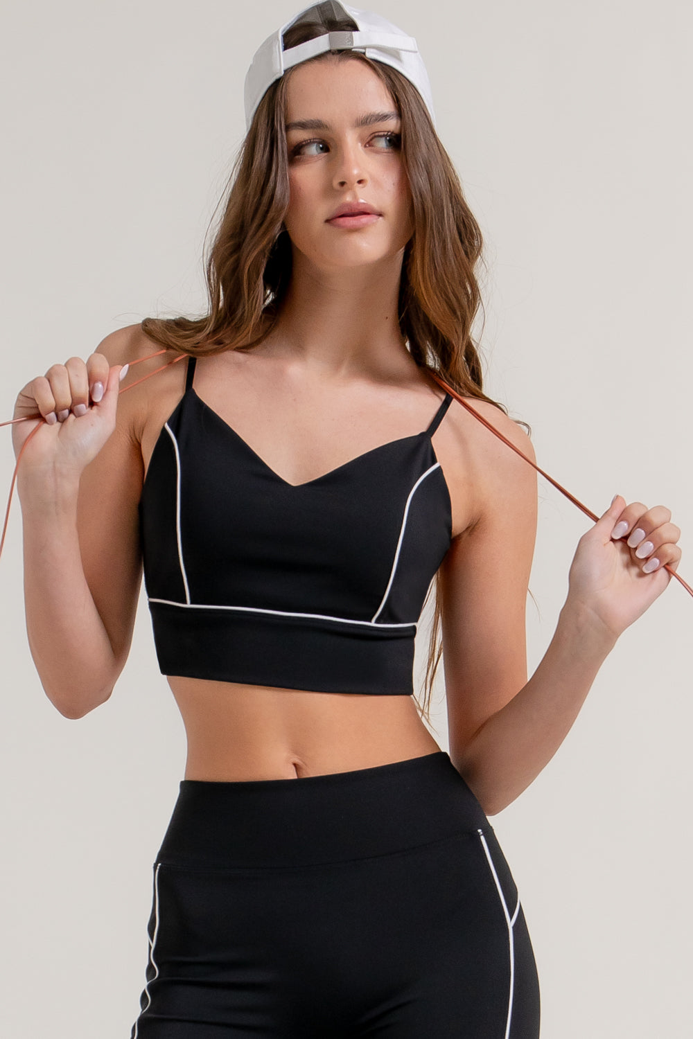 Top Deportivo Corto con Tirantes y Vivos Contrastantes