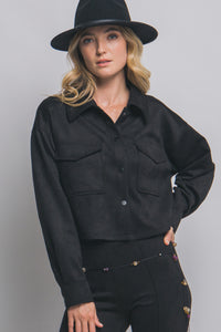 Chaqueta negra con botones