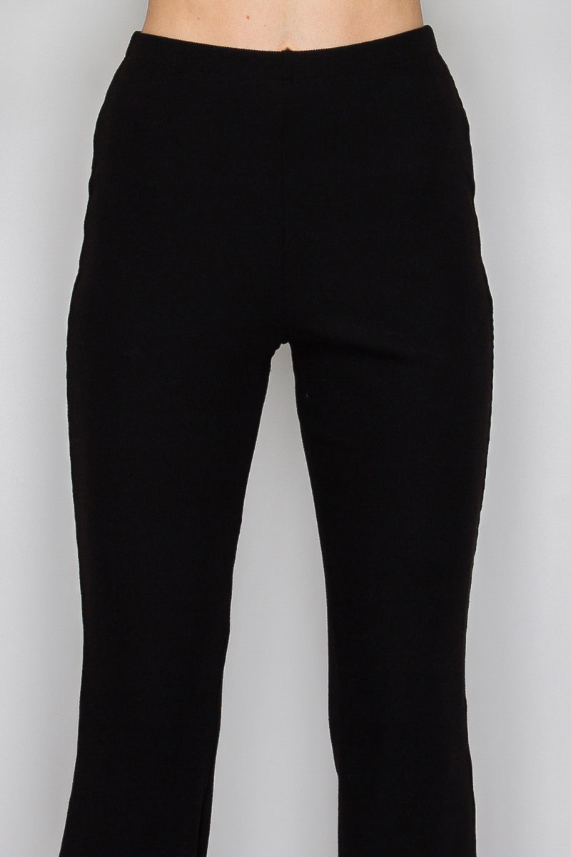 Pantalón acanalado de corte campana