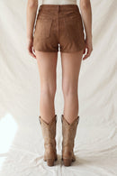 Short de gamuza con bolsillos