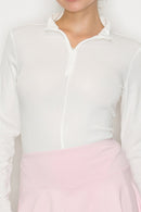 Blusa cuello alto con cierre frontal