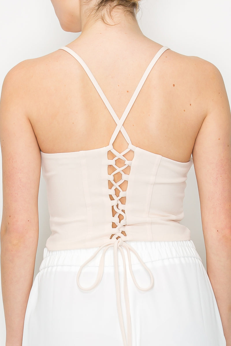 Blusa de Tirantes con Detalles Estructurados y Escote