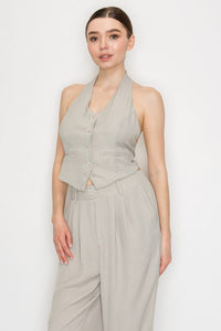Chaleco halter con botones frontales