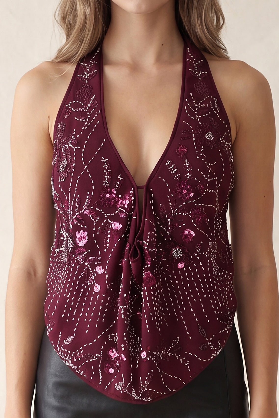 Top halter satinado con estampado floral