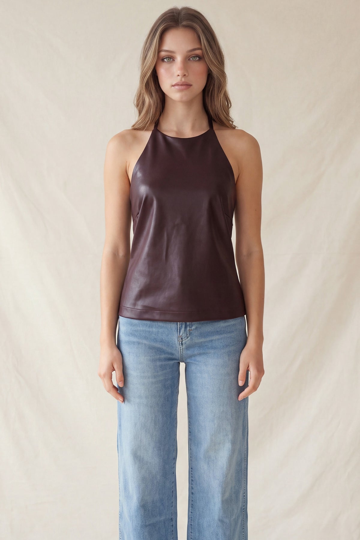 Blusa halter de piel sintética