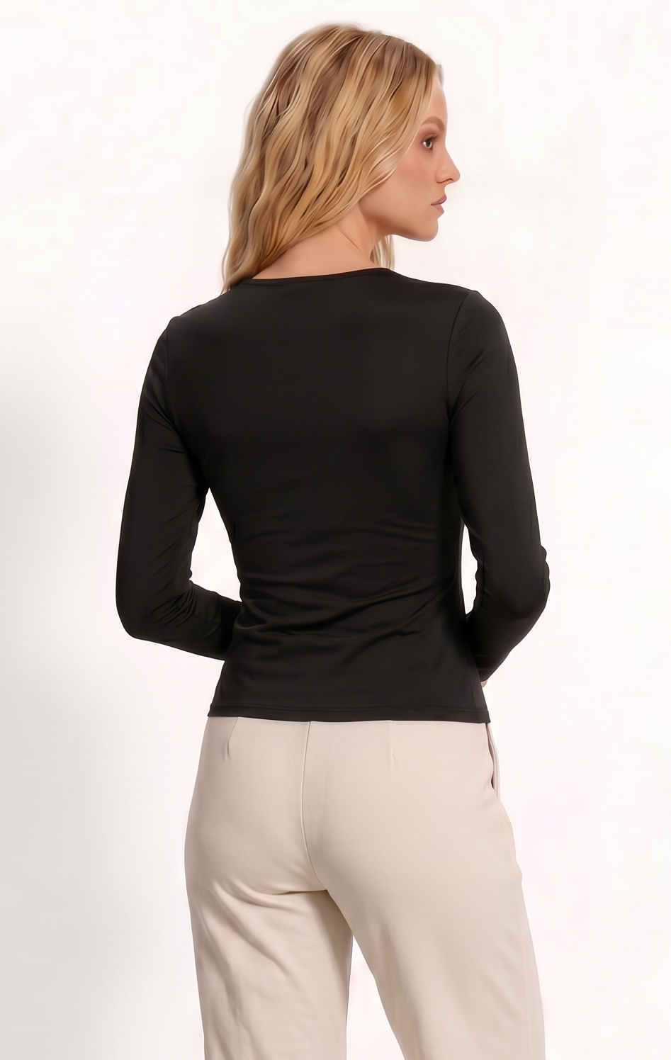 Blusa cruzada con nudo frontal