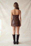 Top halter de piel sintética con remaches