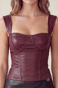 Corset de piel sintética con tirantes anchos