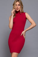 Vestido canalé sin mangas con cuello alto