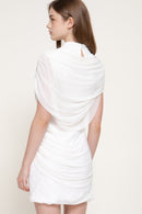 Vestido drapeado cuello alto