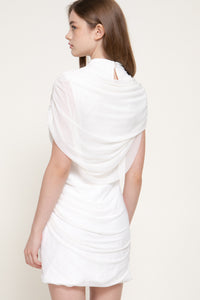 Vestido drapeado cuello alto