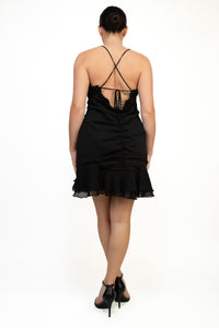 Vestido con Volantes y Fruncido Central