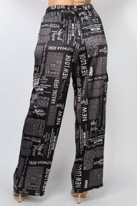 Pantalón Versátil Negro Estampado