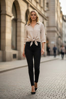 Blusa casual de lino con nudo frontal