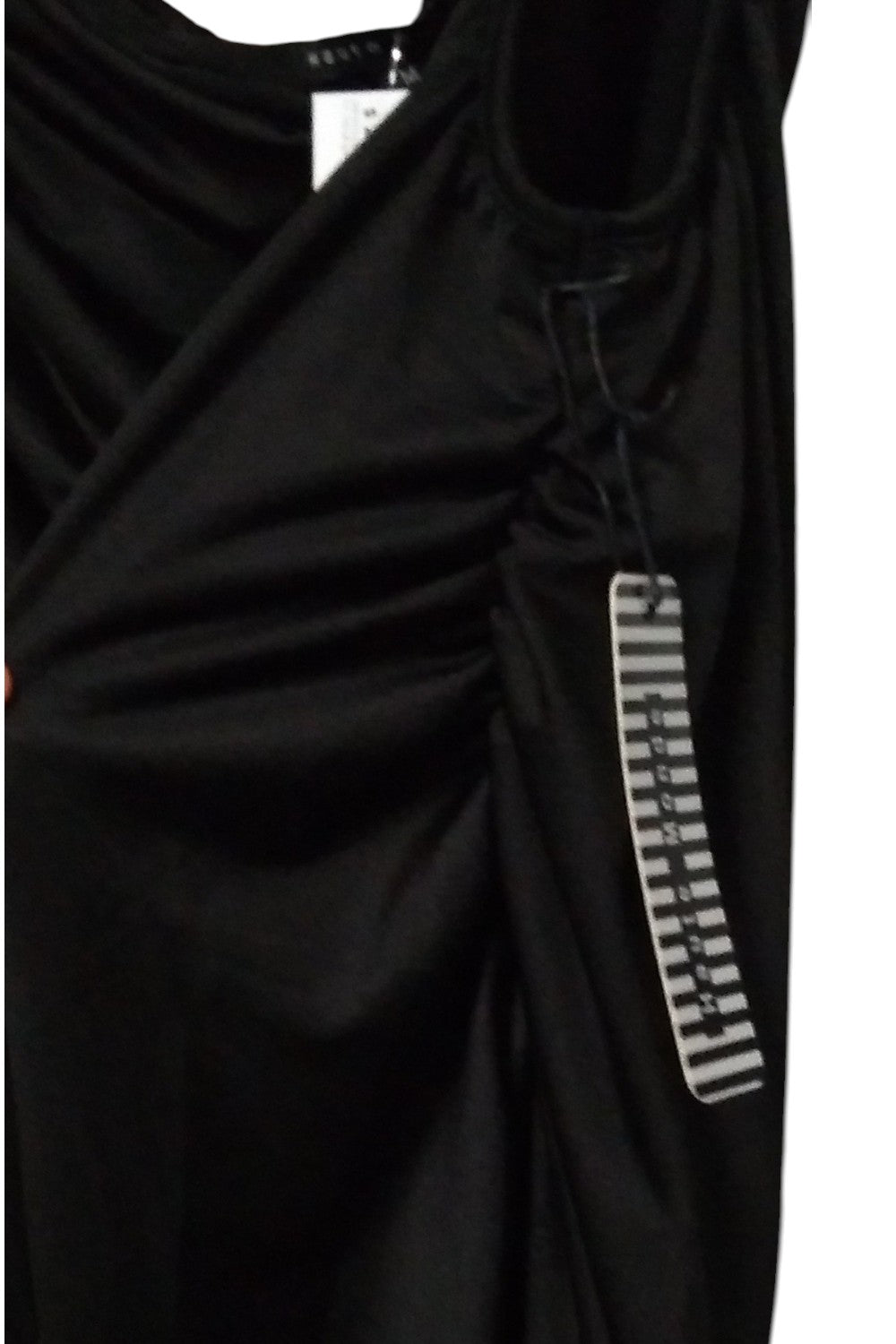 Vestido corto asimétrico de un hombro