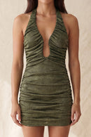 Vestido halter metálico escote profundo