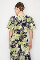 Blusa estampada hojas tropicales