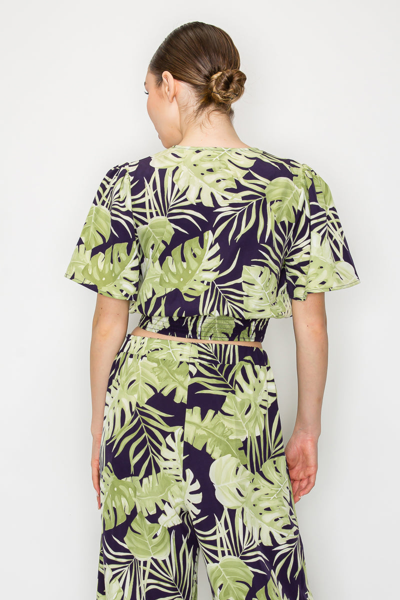 Blusa estampada hojas tropicales