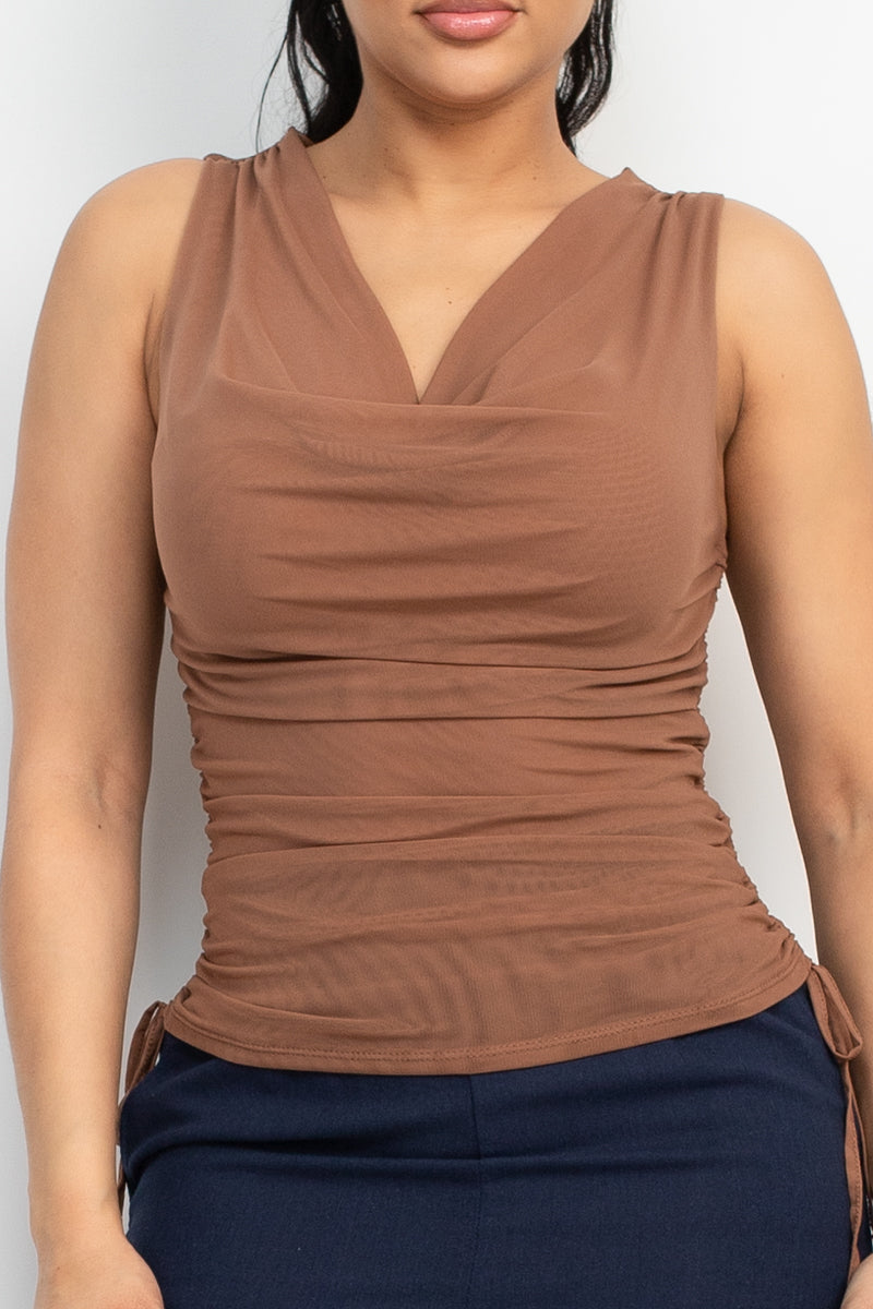 Blusa drapeada sin mangas