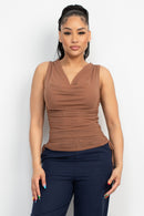 Blusa drapeada sin mangas