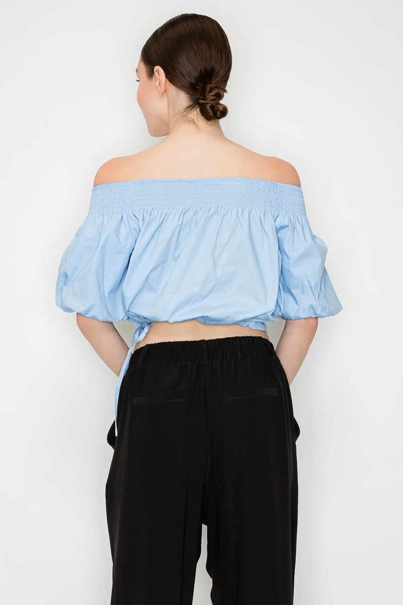 Blusa off shoulder crop