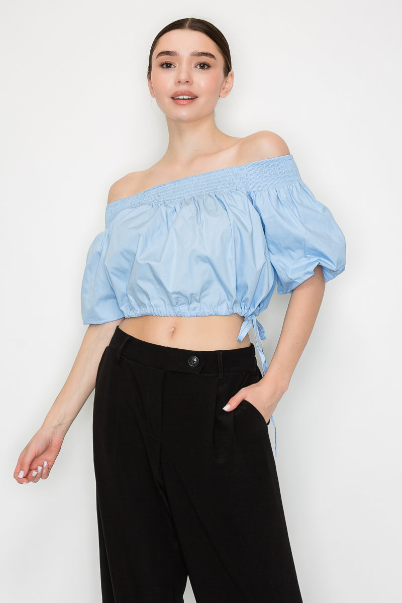 Blusa off shoulder crop