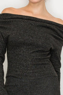 Blusa off shoulder manga larga