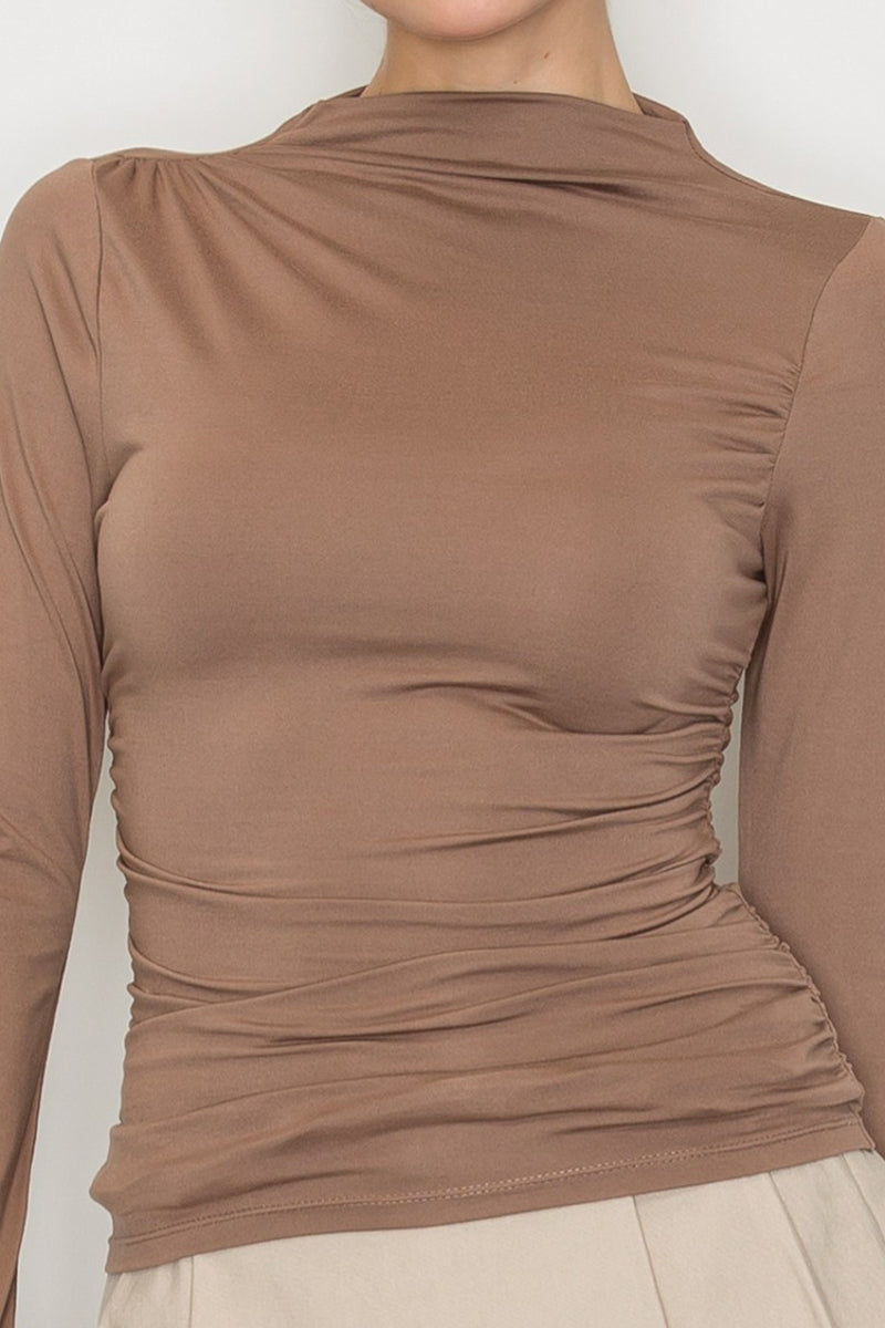 Blusa cuello alto drapeado manga larga