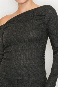 Blusa asimétrica de manga larga