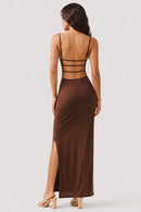 Vestido largo satinado de tirantes con escote drapeado