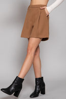 Short gris de lana con pinzas