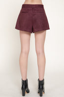 Short skort de gamuza con pliegue