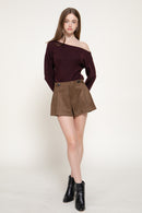 Short skort de gamuza con pliegue