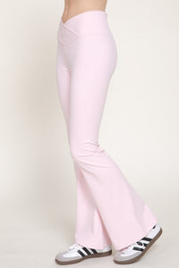 Pantalón acampanado cintura cruzada