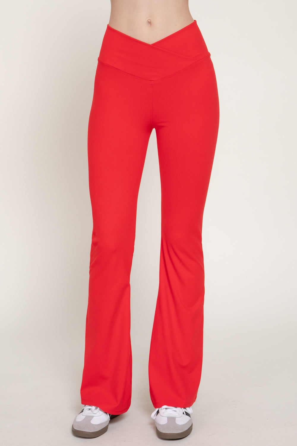 Pantalón acampanado cintura cruzada