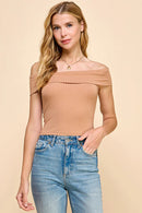 Blusa off shoulder de punto