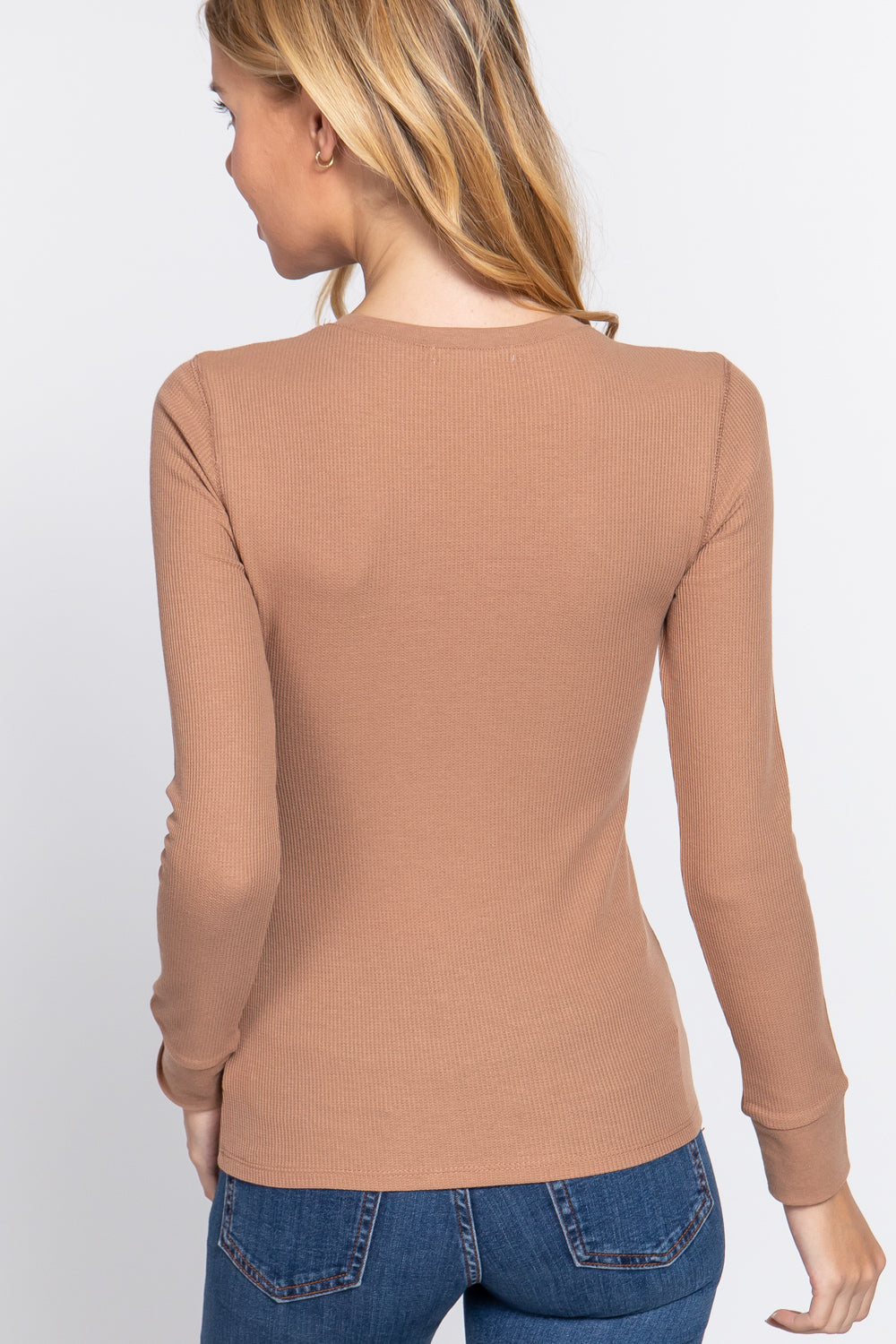 Blusa acanalada con botones