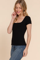 Blusa de Cuello Cuadrado y Manga Corta