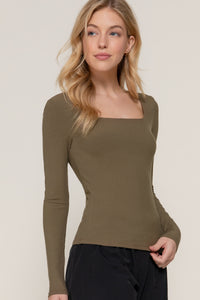 Blusa Cuello Cuadrado Manga Larga Rib