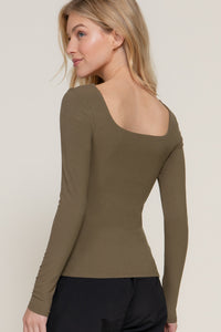 Blusa Cuello Cuadrado Manga Larga Rib