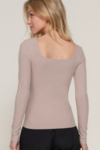 Blusa acanalada cuello cuadrado