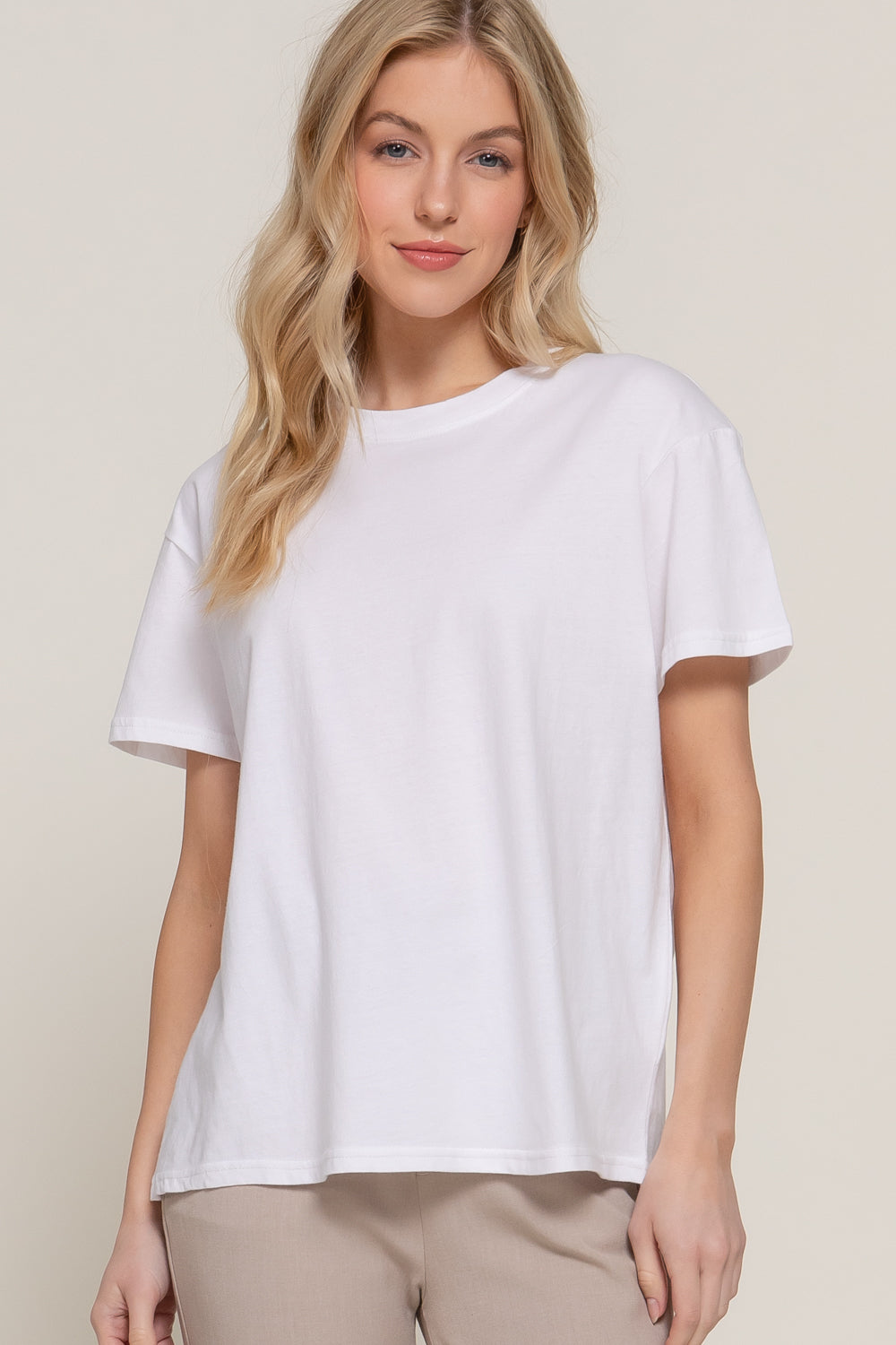 Playera Básica Blanca de Algodón