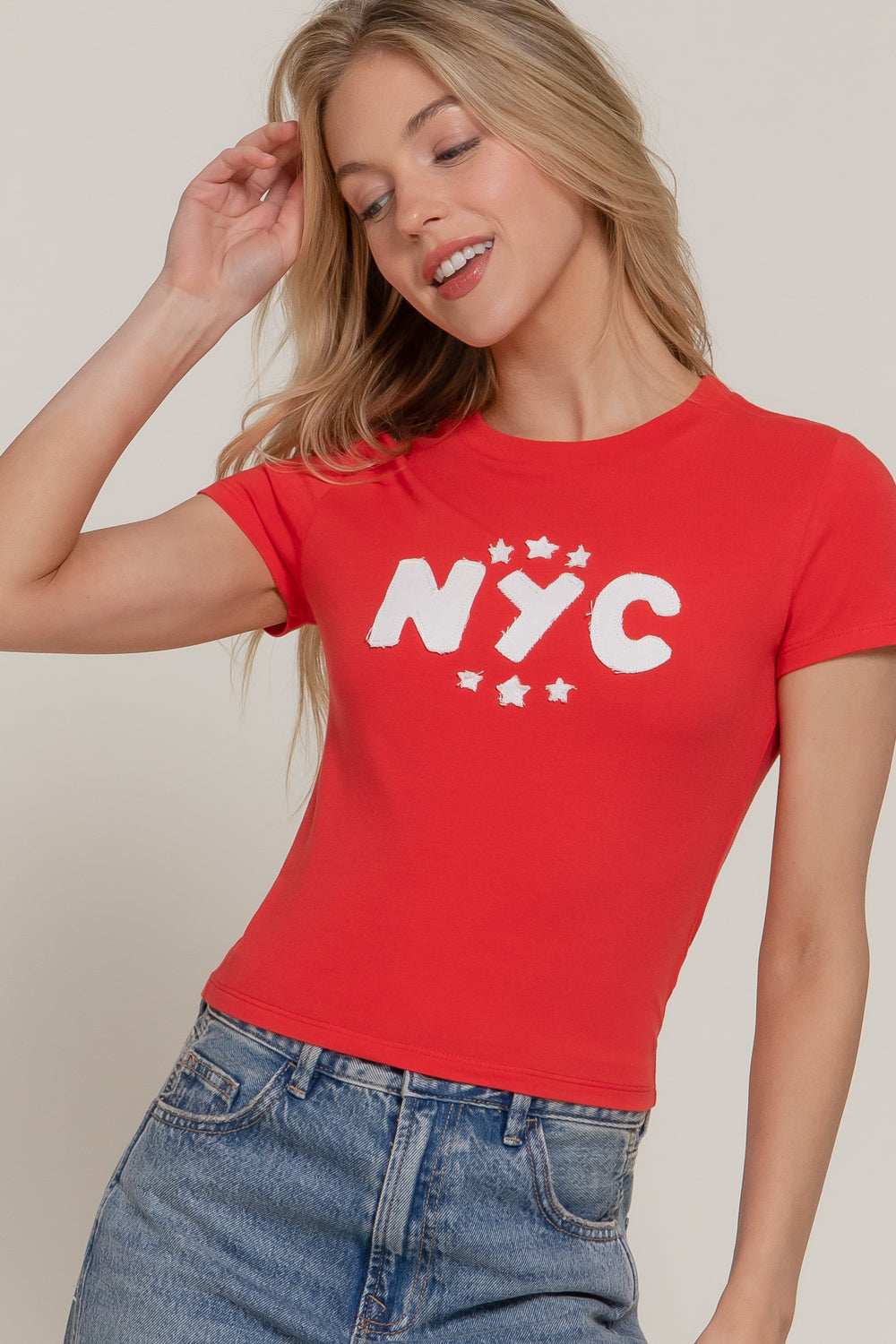 T-Shirt Casual NYC con Estampado de Estrellas