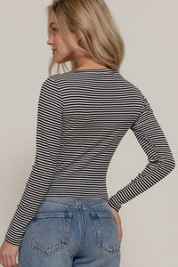 Blusa de rayas con cerezas