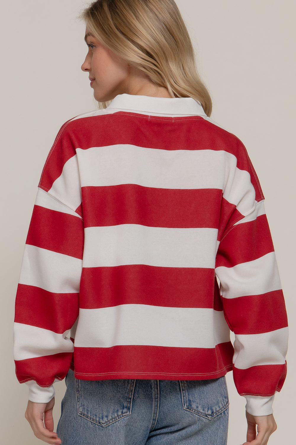 Sudadera estampada estilo universitario