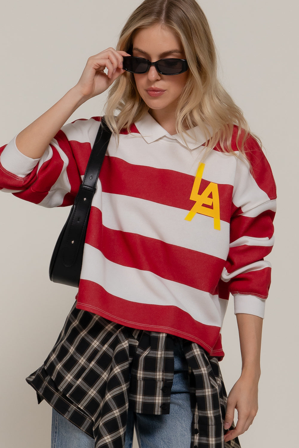 Sudadera estampada estilo universitario