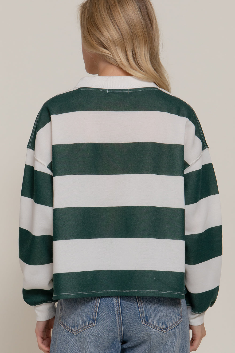 Sudadera estampada estilo universitario